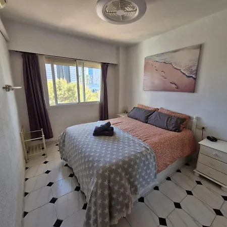 1 Bedroom With Pool, 아파트