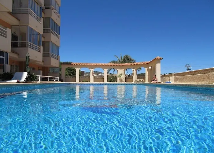 1 Bedroom With Pool, *