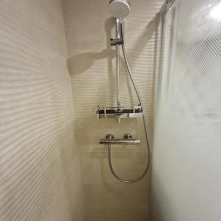 1 Bedroom With Pool, *