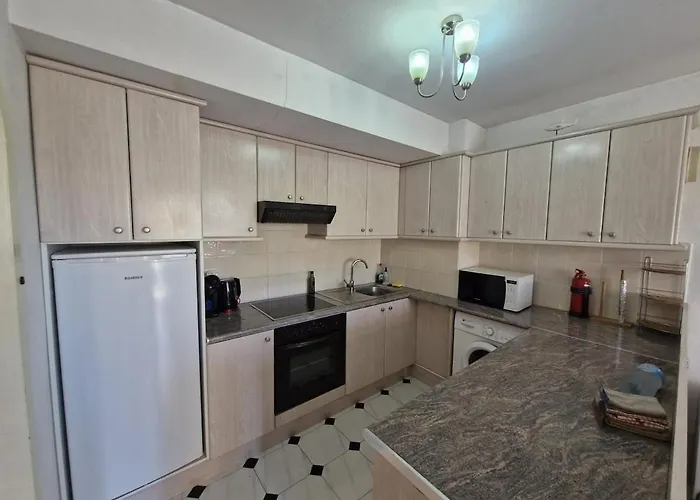 1 Bedroom With Pool, Appartamento *